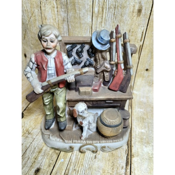 Vtg Hunter Dog & Guns Figurine Old Man Shot Guns Hand Guns Holster (su1) - Picture 1 of 9